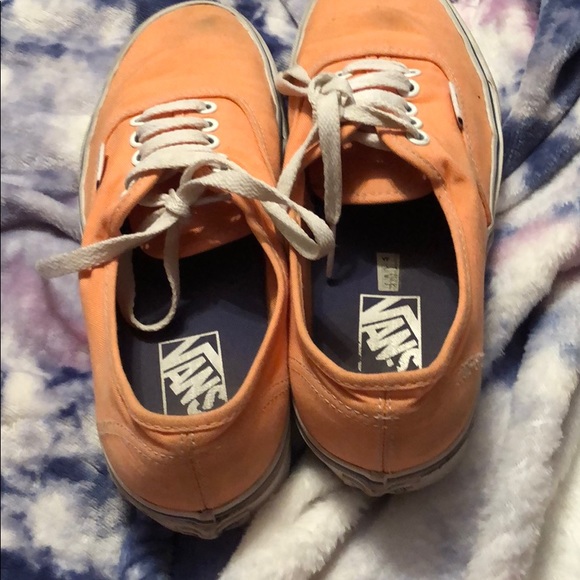 VANS orange flat with white laces - Picture 2 of 4